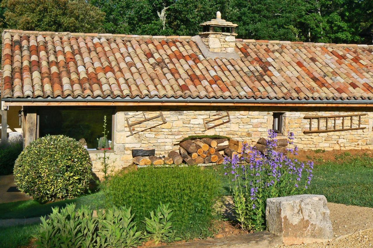 Eco-Hameau Du Sentier Des Sources Villa Sarlat-la-Canéda Exterior photo